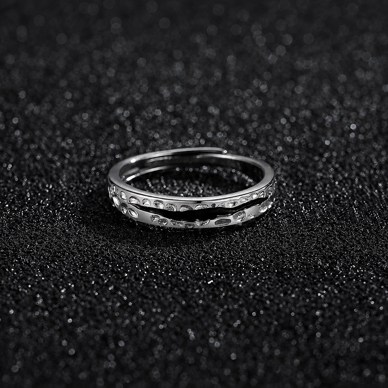 The Horizon Ring